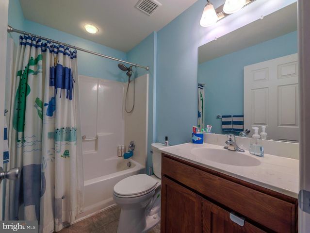 14 FARADAY CT, Morton, PA 19070