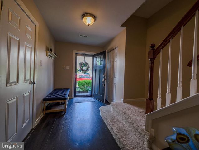 14 FARADAY CT, Morton, PA 19070