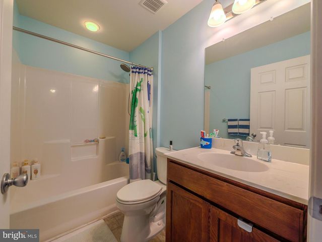 14 FARADAY CT, Morton, PA 19070