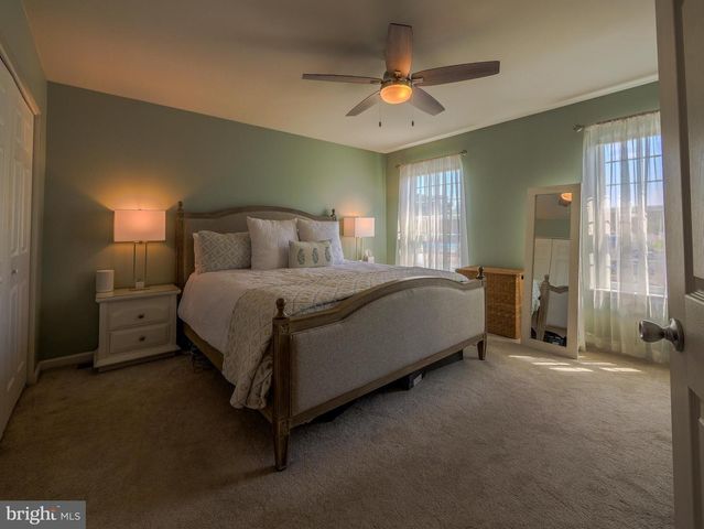 14 FARADAY CT, Morton, PA 19070