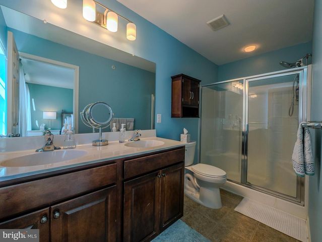 14 FARADAY CT, Morton, PA 19070