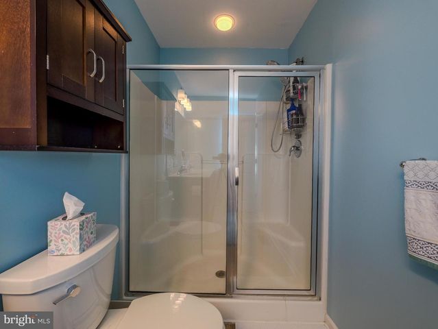 14 FARADAY CT, Morton, PA 19070