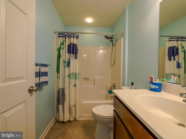 14 FARADAY CT, Morton, PA 19070