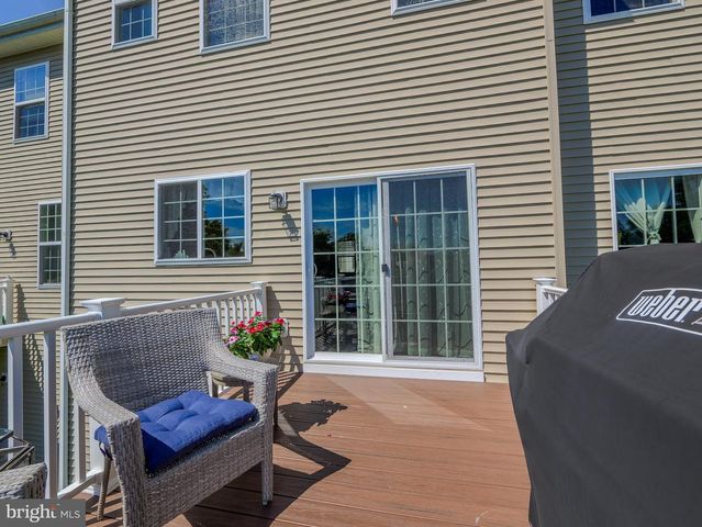 14 FARADAY CT, Morton, PA 19070