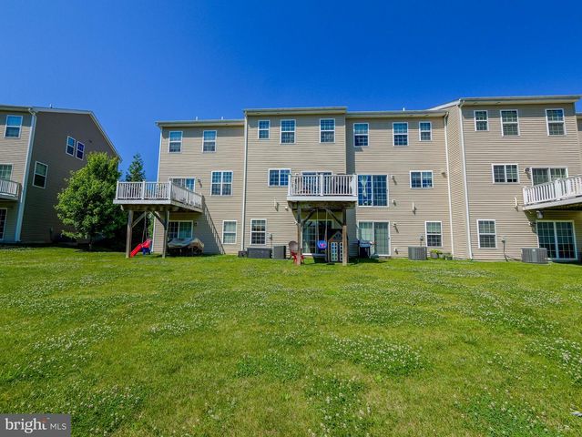 14 FARADAY CT, Morton, PA 19070