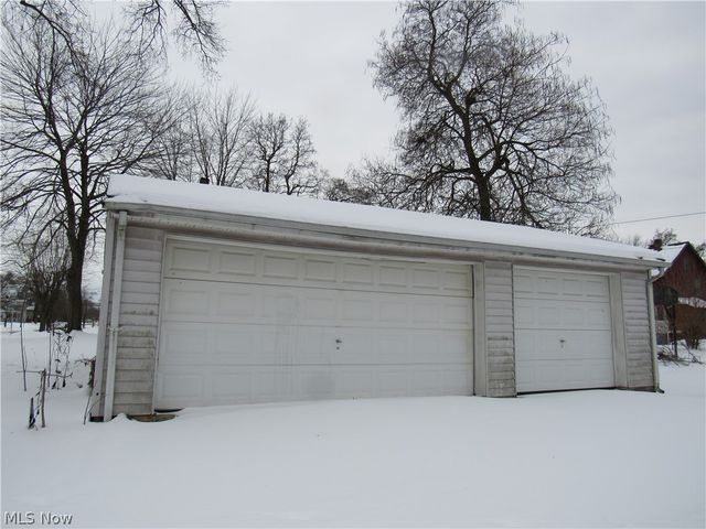 406 W Indiana Avenue, Sebring, OH 44672