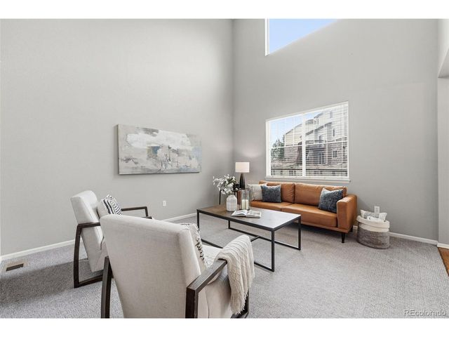 26009 E Frost Cir, Aurora, CO 80016