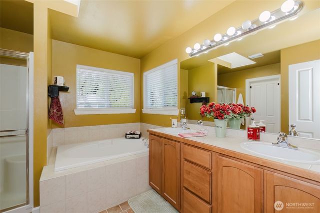 8400 Jeatran Place NW, Silverdale, WA 98383