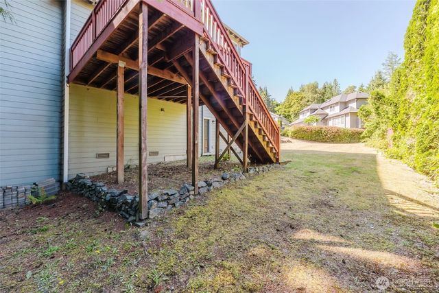 8400 Jeatran Place NW, Silverdale, WA 98383