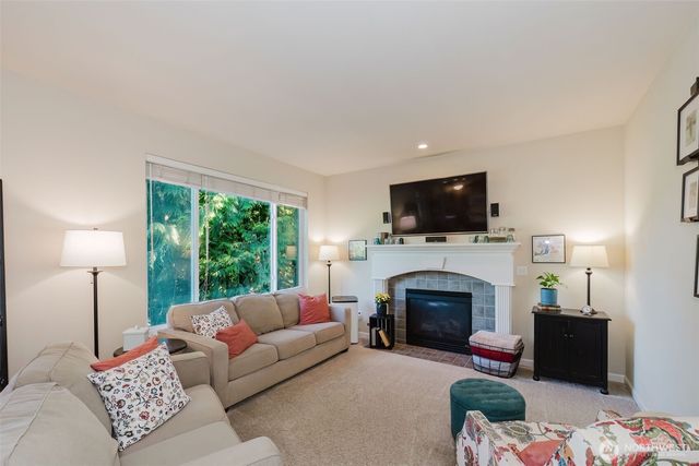 8400 Jeatran Place NW, Silverdale, WA 98383