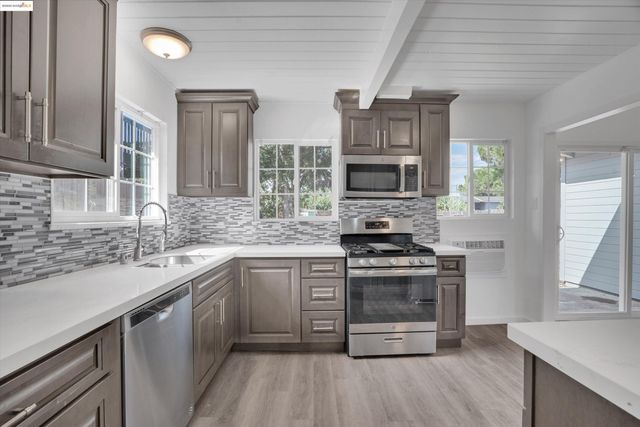 4 Wightman, Antioch, CA 94509