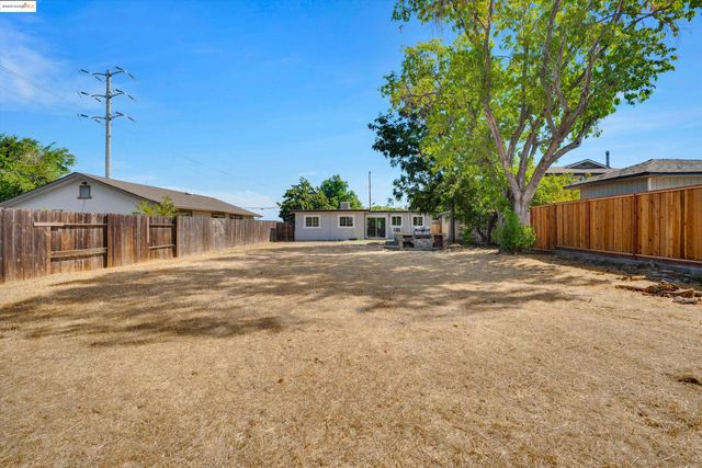 4 Wightman, Antioch, CA 94509