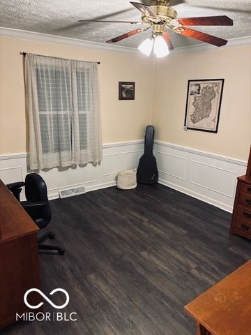 502 Winding Trail, Greenwood, IN 46142