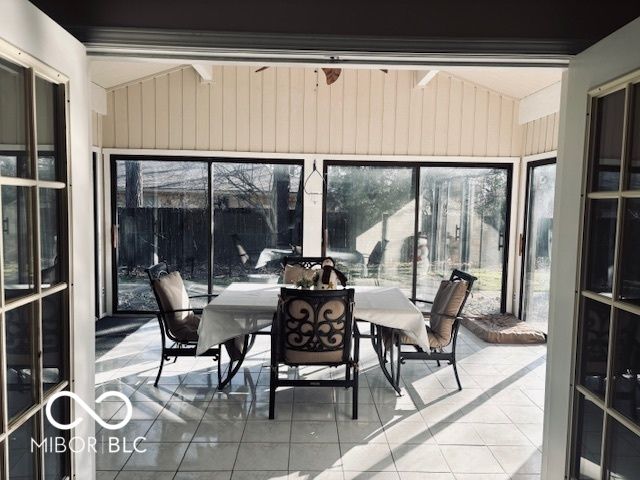 502 Winding Trail, Greenwood, IN 46142