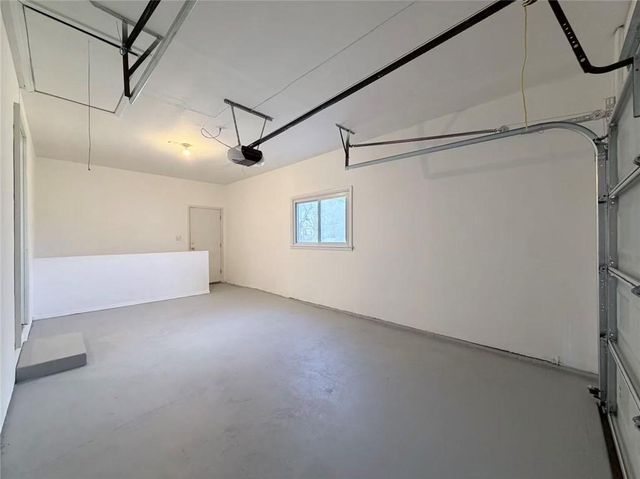 6900 Fulton Road, Pleasant Valley, MO 64068