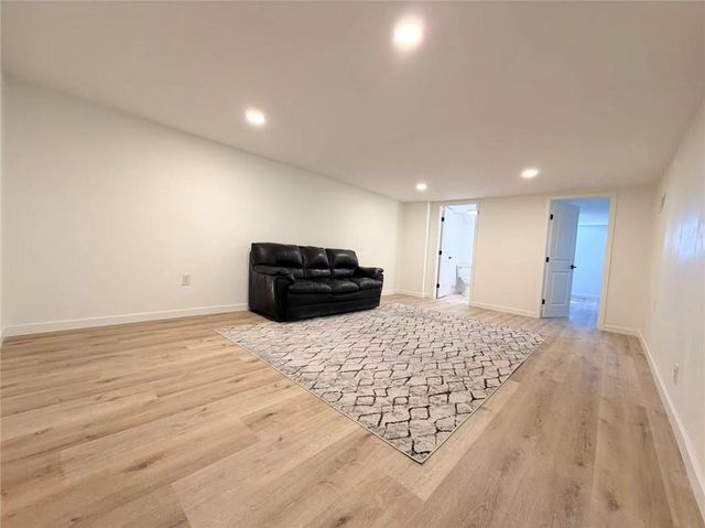 6900 Fulton Road, Pleasant Valley, MO 64068