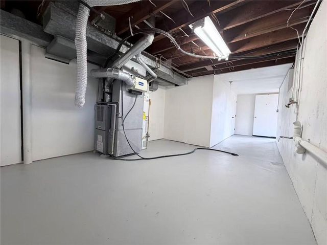 6900 Fulton Road, Pleasant Valley, MO 64068