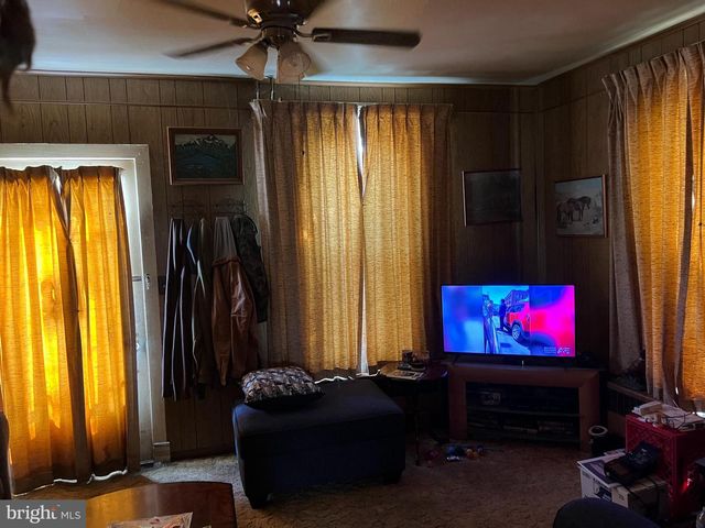 231 WEST NORTH ST, Waynesboro, PA 17268
