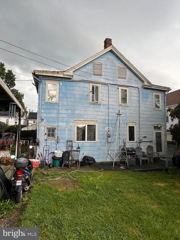 231 WEST NORTH ST, Waynesboro, PA 17268
