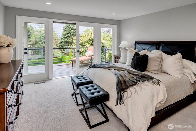 1441 88th Avenue NE, Clyde Hill, WA 98004