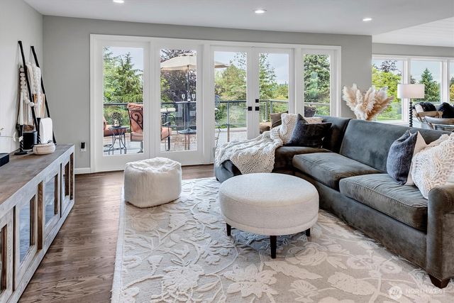 1441 88th Avenue NE, Clyde Hill, WA 98004