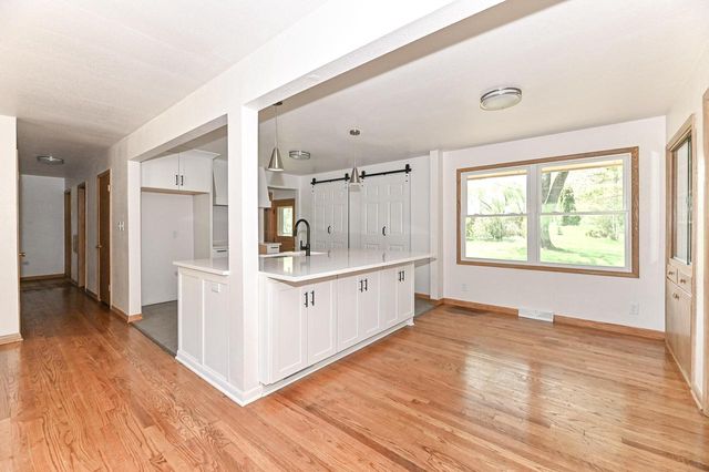 N79W15709 Charles COURT, Menomonee Falls, WI 53051