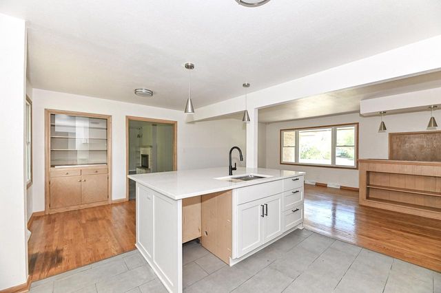 N79W15709 Charles COURT, Menomonee Falls, WI 53051