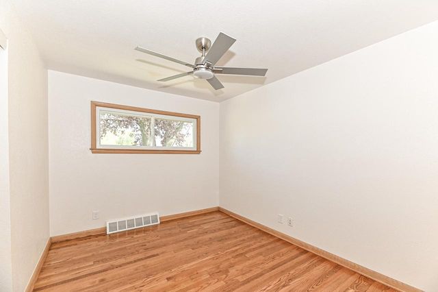 N79W15709 Charles COURT, Menomonee Falls, WI 53051
