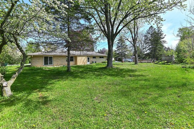N79W15709 Charles COURT, Menomonee Falls, WI 53051