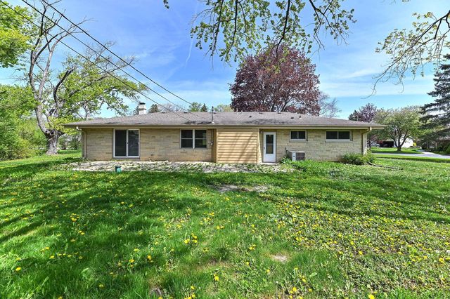 N79W15709 Charles COURT, Menomonee Falls, WI 53051