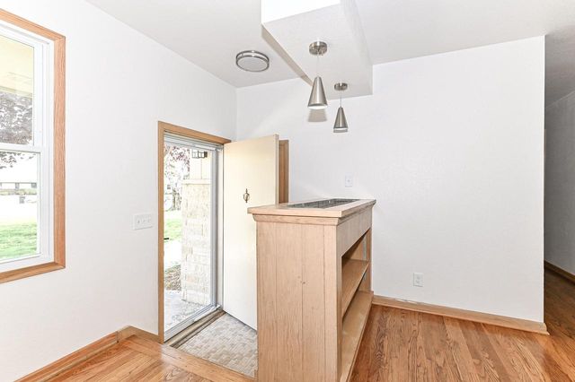 N79W15709 Charles COURT, Menomonee Falls, WI 53051