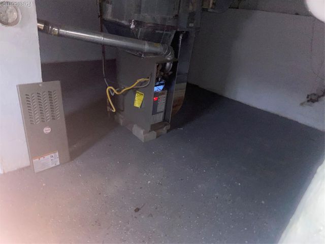 2064 Lavelle Road, Flint Charter Township, MI 48504