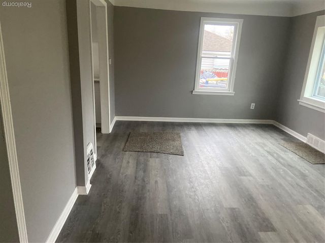 2064 Lavelle Road, Flint Charter Township, MI 48504