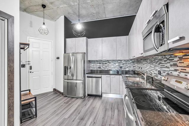 2100 Van Buren Street 203, Hollywood, FL 33020