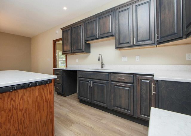 531 Hickory Street, Janesville, IA 50647