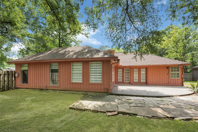 705 Holly Springs Court, Conroe, TX 77302