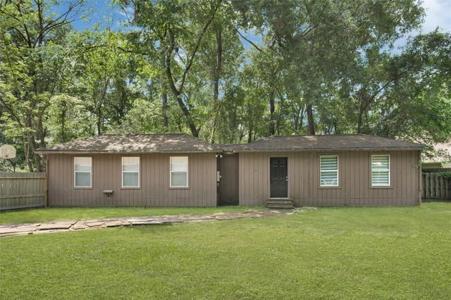 705 Holly Springs Court, Conroe, TX 77302