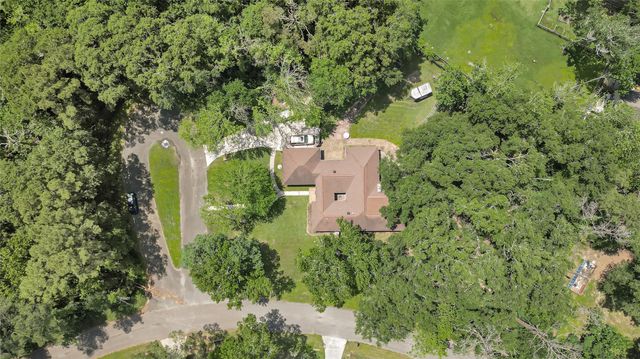 705 Holly Springs Court, Conroe, TX 77302