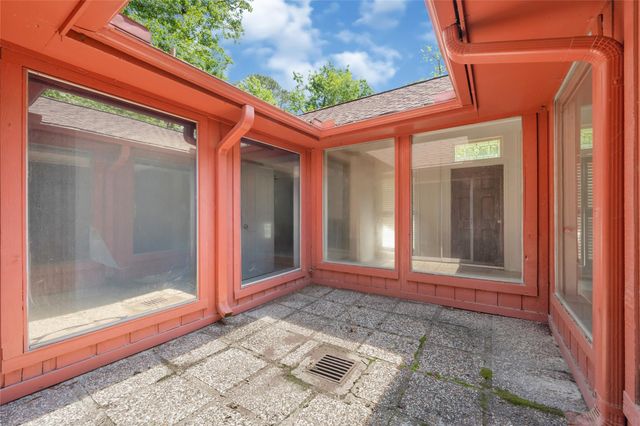 705 Holly Springs Court, Conroe, TX 77302