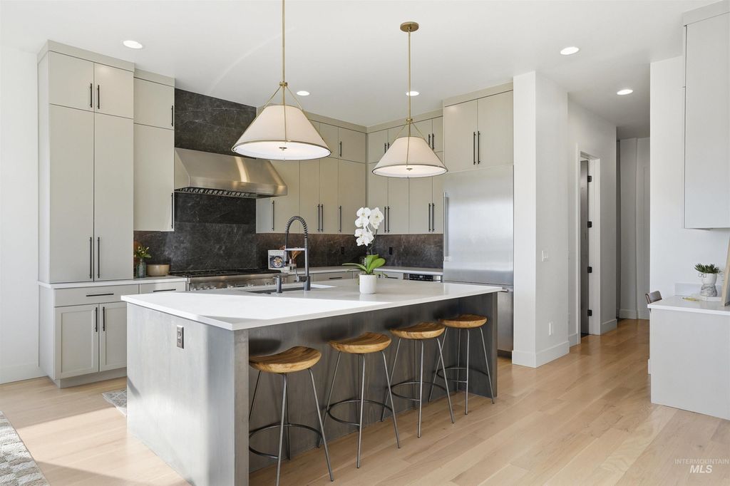 6825 W Biathlon St, Eagle, ID 83616 photo 8