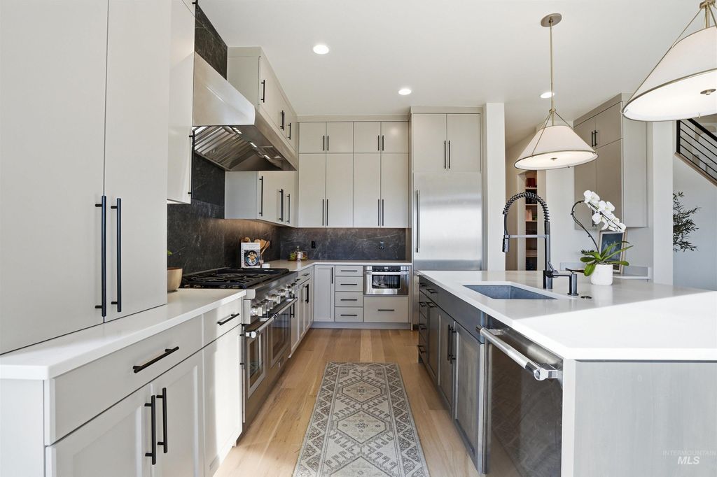 6825 W Biathlon St, Eagle, ID 83616 photo 9