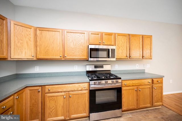 21 BUCHANAN CT, Fredericksburg, VA 22406