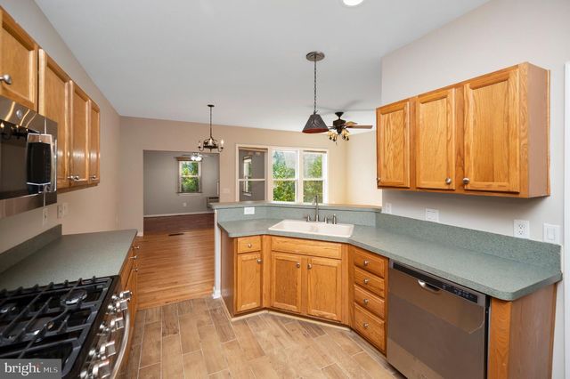 21 BUCHANAN CT, Fredericksburg, VA 22406