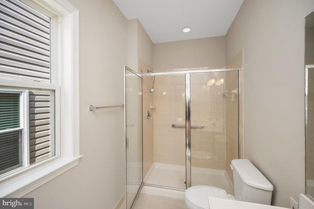 21 BUCHANAN CT, Fredericksburg, VA 22406