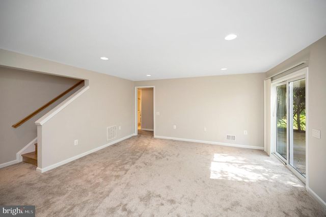 21 BUCHANAN CT, Fredericksburg, VA 22406