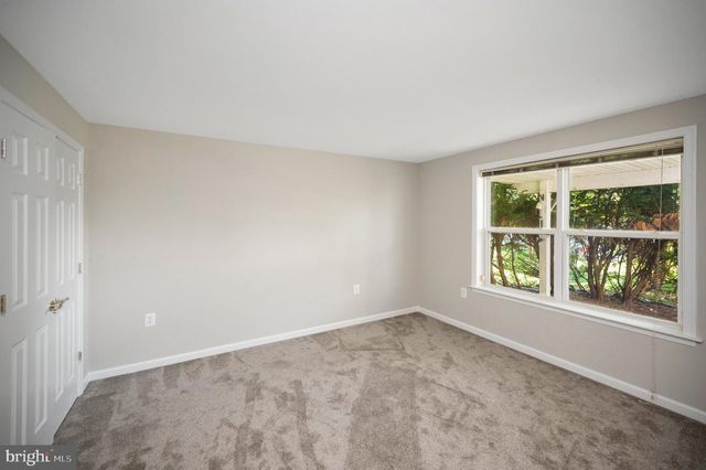 21 BUCHANAN CT, Fredericksburg, VA 22406