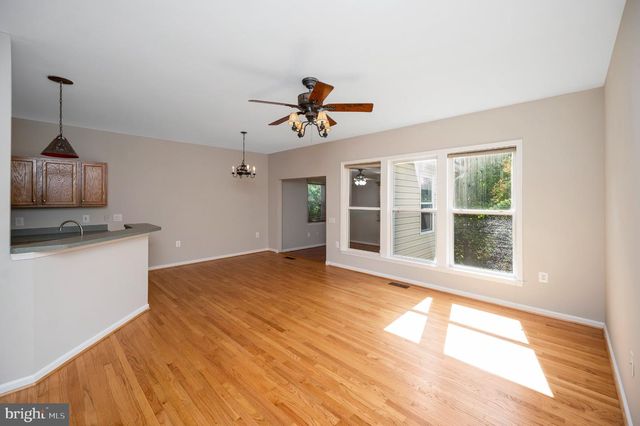 21 BUCHANAN CT, Fredericksburg, VA 22406