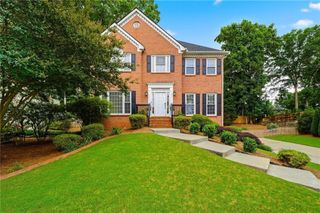 906 Spring Valley, Woodstock, GA 30189
