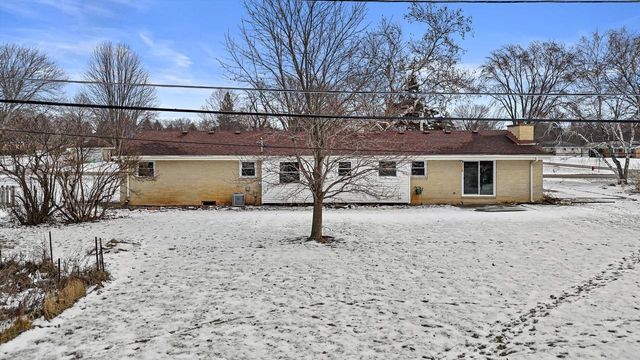 4335 N 145th STREET, Brookfield, WI 53005