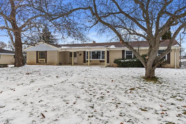 4335 N 145th STREET, Brookfield, WI 53005